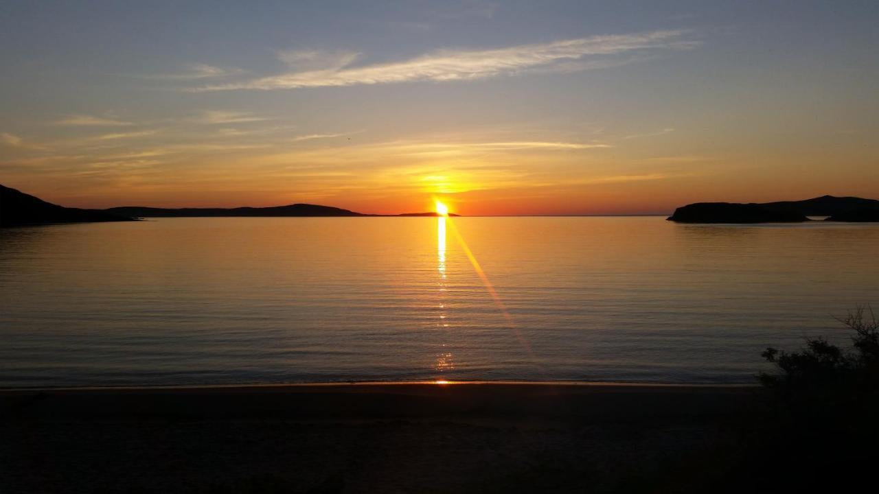 Apartamento Loch Ewe Luxury Pods Mellon Charles Exterior foto